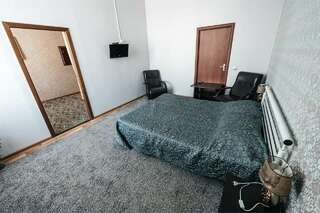 Гостиница Придорожная Ейск Стандартный люкс-9